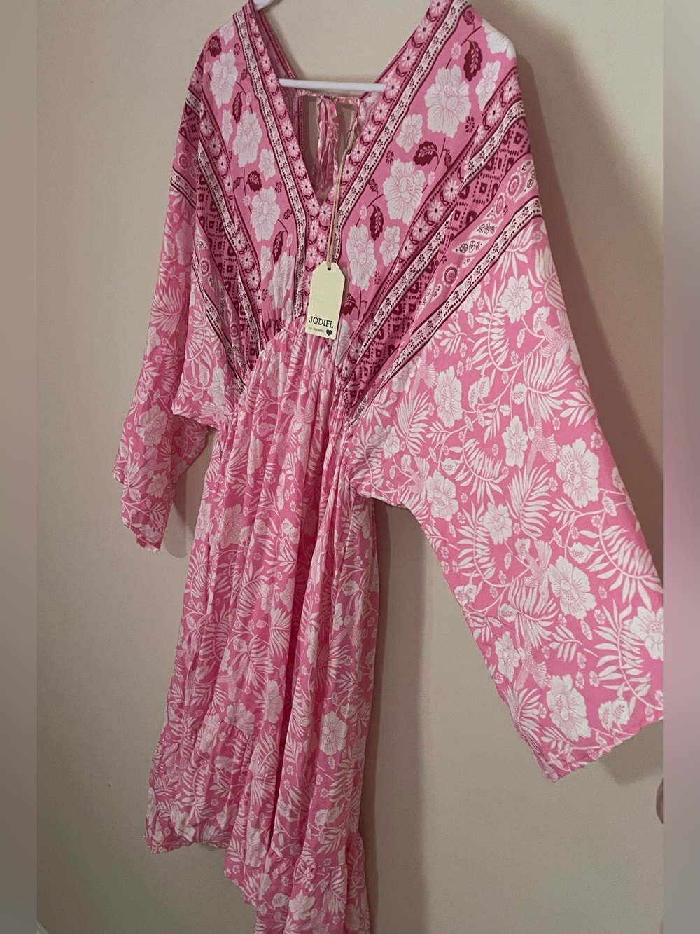JODIFL Pink Floral Flowy Boho Mini Dress - Picture 3 of 15